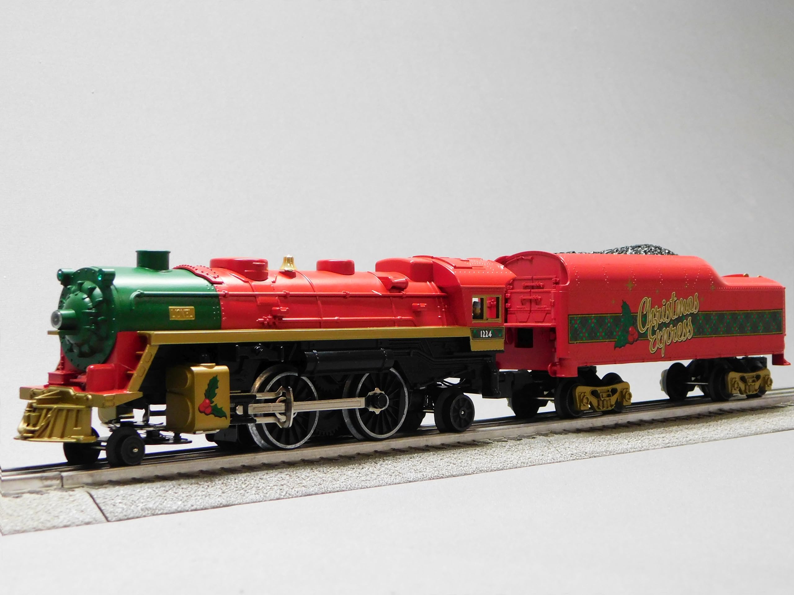 Lionel Christmas Celebration LIONCHIEF 2-4-2 Locomotive O Gauge 2223020-E