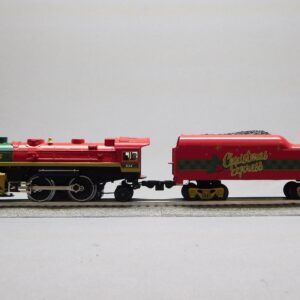 Lionel Christmas Celebration LIONCHIEF 2-4-2 Locomotive O Gauge 2223020-E