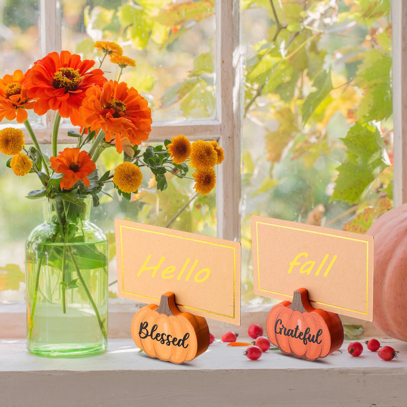 Tradder 18 Pcs Fall Pumpkin Place Card Holders with Gold Foil Card Harvest Thanksgiving Mini Pumpkin Name Card Photo Picture Stand Holder for Decorations Wedding (Yellow, Orange, Light Orange)