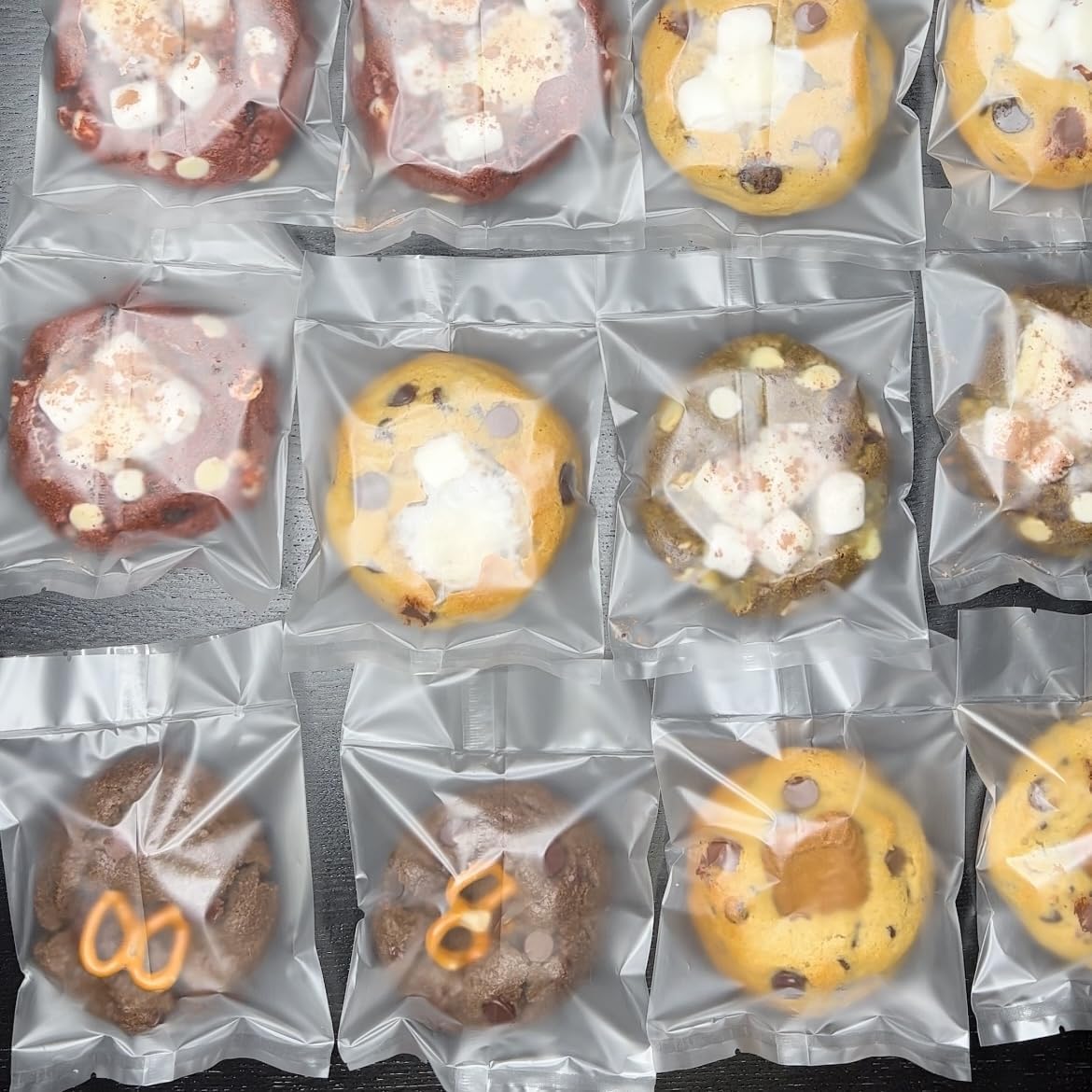 Matte Cookie Bags, 100 Pcs Frosted Cookie Bags, Heat Seal Cellophane Bags and not Self Adhesive Clear Cookie Bags,Food Bag,Favors, Products (Matte 4.3x5.9'')