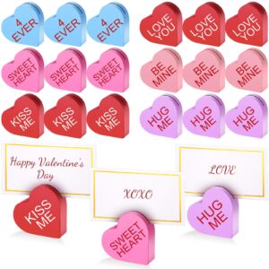 qunclay 18 pcs valentine's day wooden heart place card holder mini heart decor with 30 pcs gold foil white place card table photo number sign stand holder for place setting decoration(lovely style)