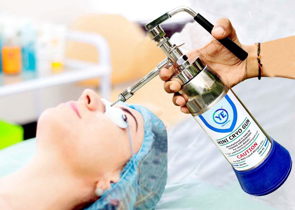 Mini Cryo Gun Liquid Nitrogen Sprayer Can for Dermatology Cryo Spray Cryo Container Capacity 300ml by Yashika Ent