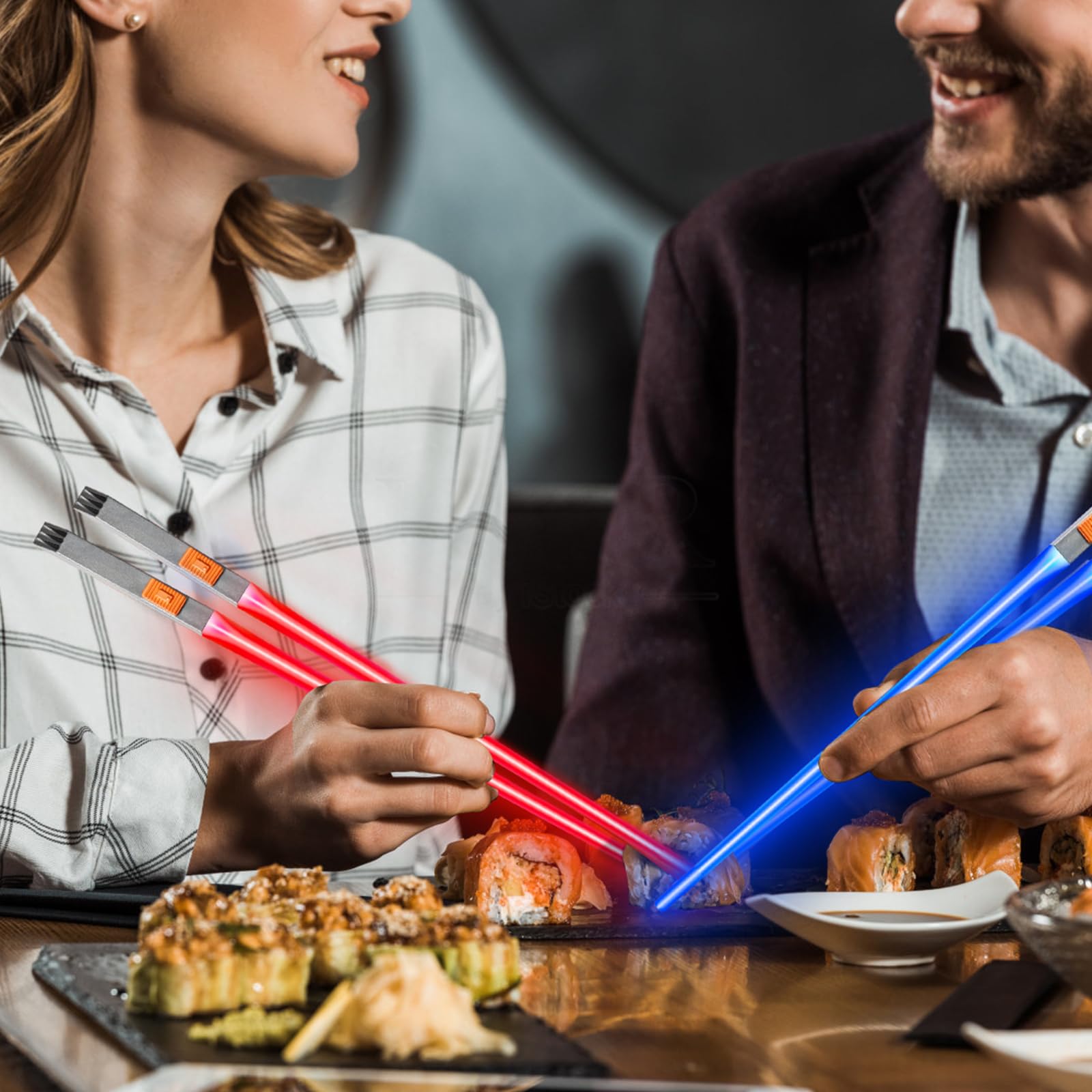 Vigrass Lightsaber Chopsticks Light Up, Mini Lightsaber, LED Glowing Light Saber Chop Sticks, Cool Chopsticks, Light Saber Chopsticks, 4 Pairs - Blue, Red, Green, Purple