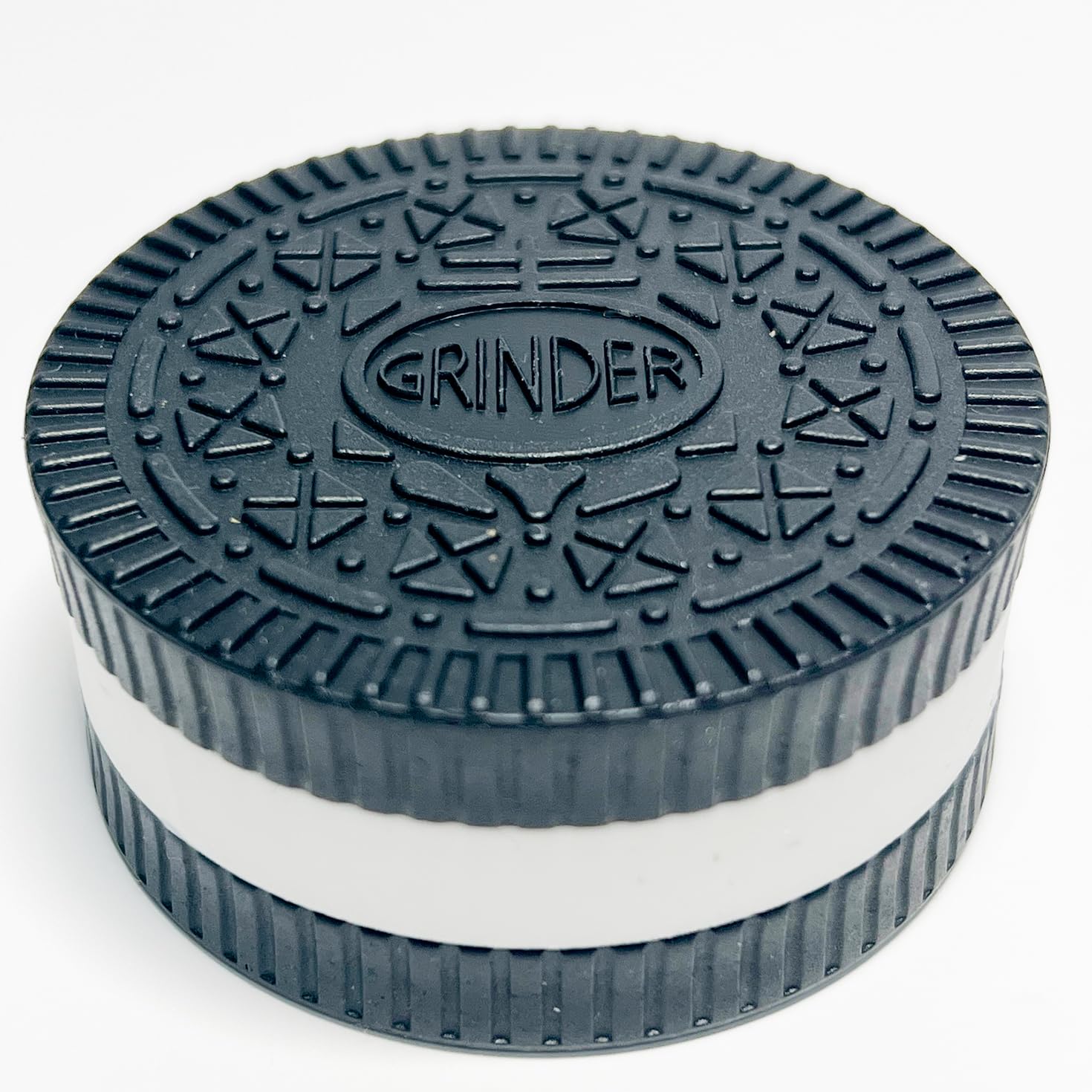 2.2 Inch Herb and Spice Grinder, Pocket Grinder with Biscuit Cookie Shaped Design