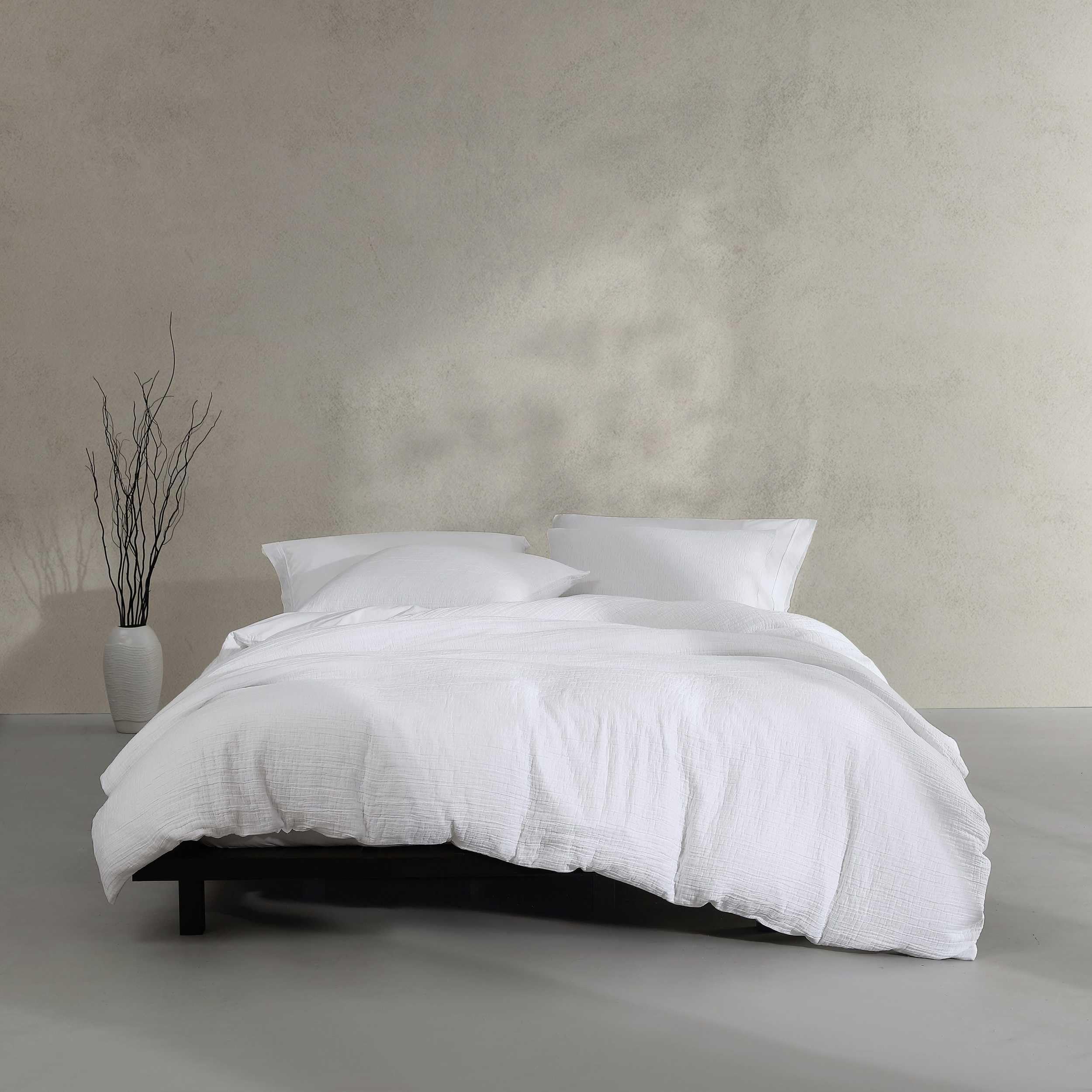 Calvin Klein - King Duvet Cover Set, Soft Cotton Jacquard Bedding, Crinkle Textured Home Decor (Washed Texture White, King)