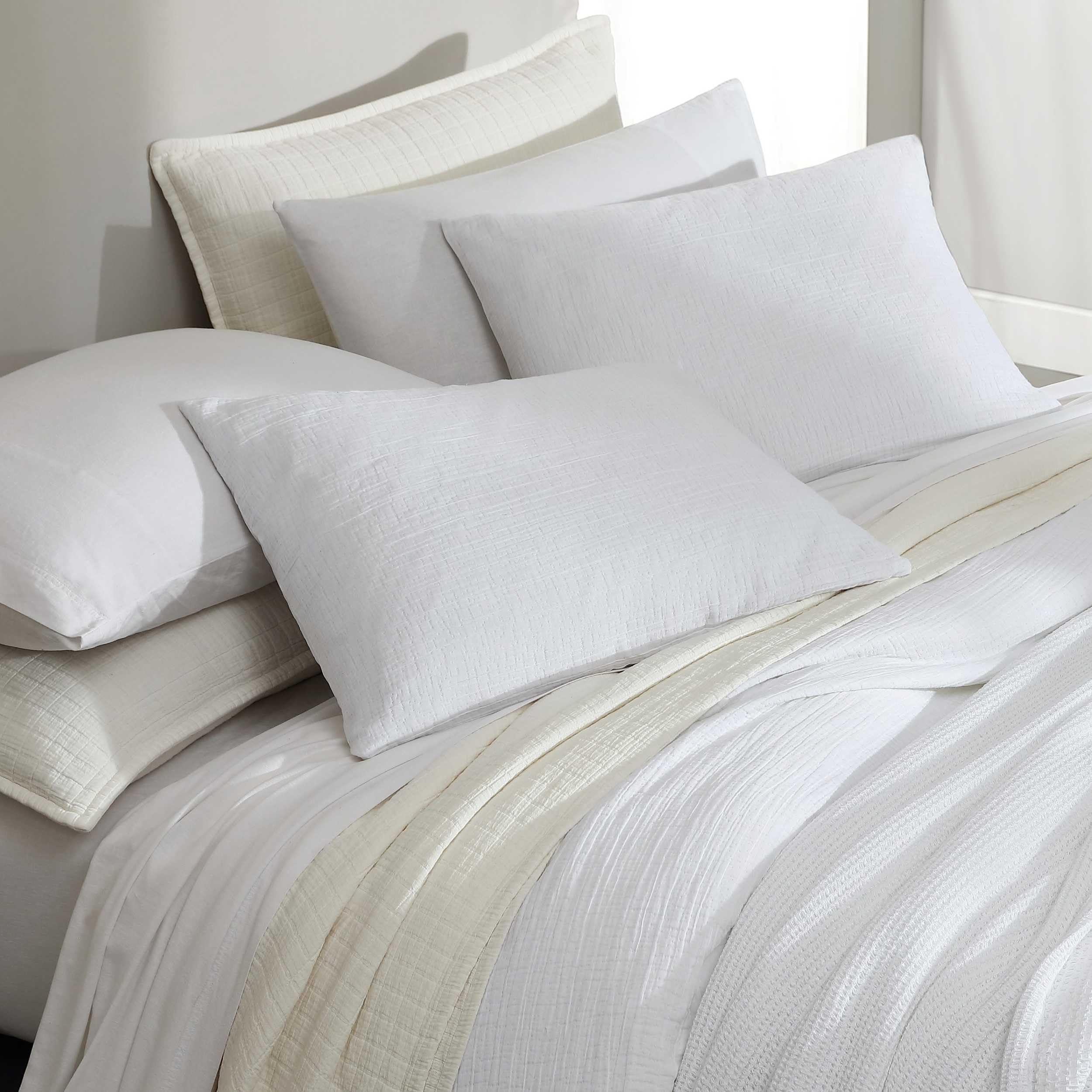 Calvin Klein - King Duvet Cover Set, Soft Cotton Jacquard Bedding, Crinkle Textured Home Decor (Washed Texture White, King)