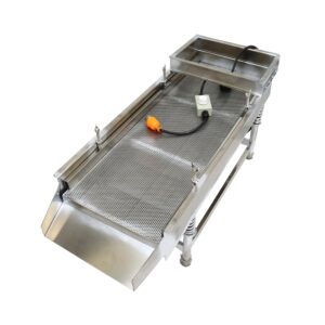 BREVELTION 110V Full Stainless Steel Linear Vibrating Screen Industrial Vibrating Screen Electric Linear Screening Machine for Screening Powder Plastic Particles Grains with 3mm Screen 80W