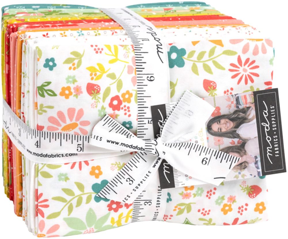 Strawberry Lemonade AB Bundle by Sherri & Chelsi, 31 18-inch by 22-inch Precut Fabric Fat Quarters