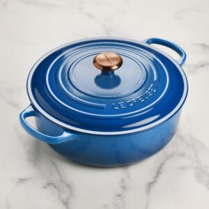 Le Creuset Signature 6.75-quart Round Wide Oven with Copper Knob - Enameled Cast Iron (Marseille)