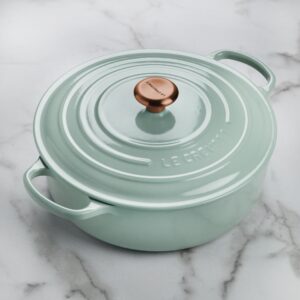 Le Creuset Signature 6.75-quart Round Wide Oven with Copper Knob - Enameled Cast Iron (Sea Salt)