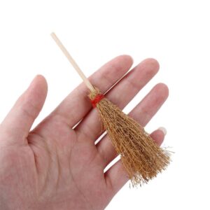 10 PCS Mini Witch Straw Brooms Wooden Mini Broom Party Decoration Costume Props Photo Props Mini Furniture Halloween Decoration