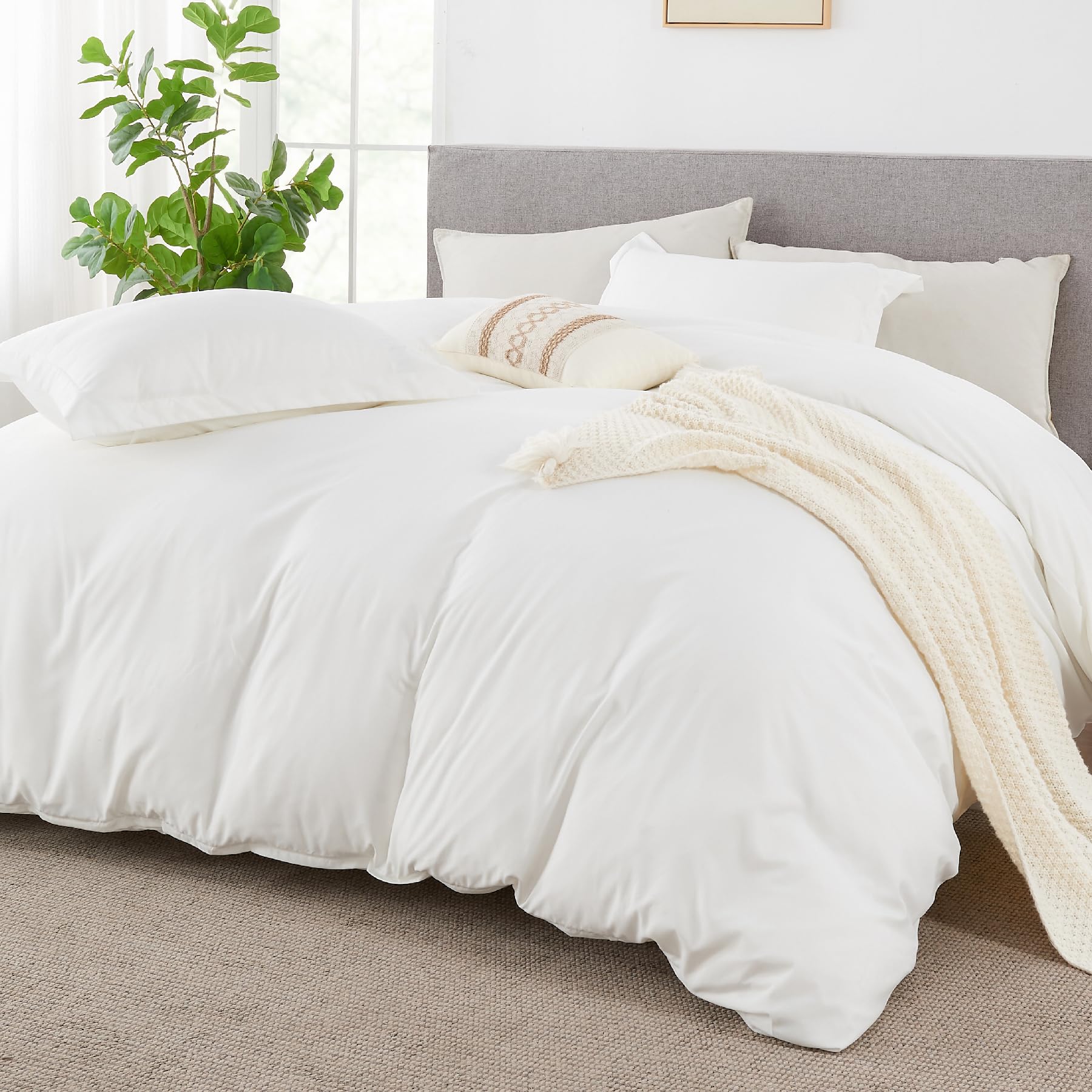 ChiXpace King Duvet Cover Off White - Comforter Cover Set Soft Brushed Microfiber King with Zipper Closure, 3 Pieces, 1 Duvet Cover (104"x90") & 2 Pillow Shams