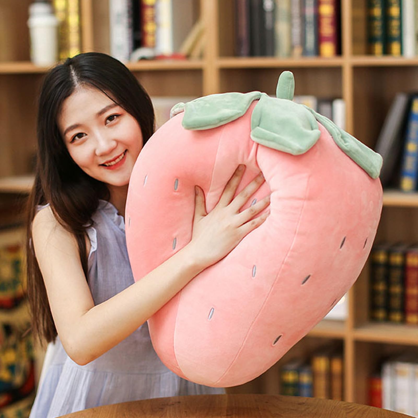 Fawowe Strawberry Plush Pillow Super Soft Fruit Strawberry Stuffed Toy Cute Strawberry Plushie Hugging Pillow Cushion for Kids Toys, 7.8inch