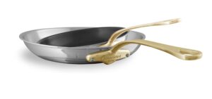 mauviel m'cook b 5-ply polished stainless steel 2-piece nonstick frying pan set with brass handles, made in france