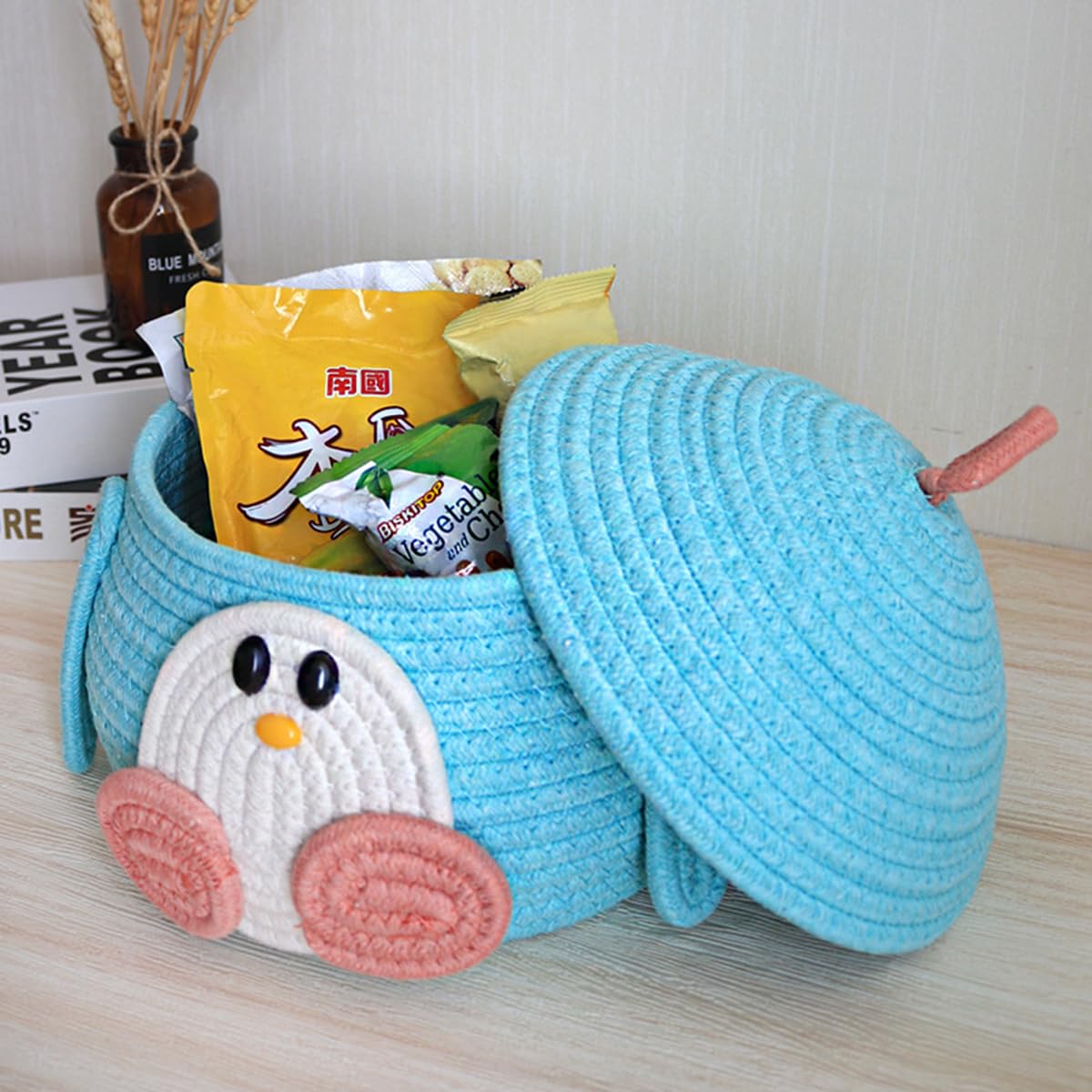 JARPSIRY Small Round Cotton Rope Woven Storage Basket with Lid, Cute Cartoon Animal Shaped Decorative Storage Bin Box, Caddy Organizer, Container for Snacks and Toys (Penguin)