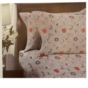 BLUE HERON WEST Peanuts Christmas Sheet Set - Wreaths and Lights - Gray Background (Twin)