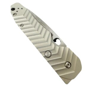 August Engineering Scales for Spyderco Smock Knife C240CFP Compression Lock S30V Classic Texture & Chevron Design (Knife Not Included) AE-1151 AE-1152 (Chevron Aluminum - Silver)