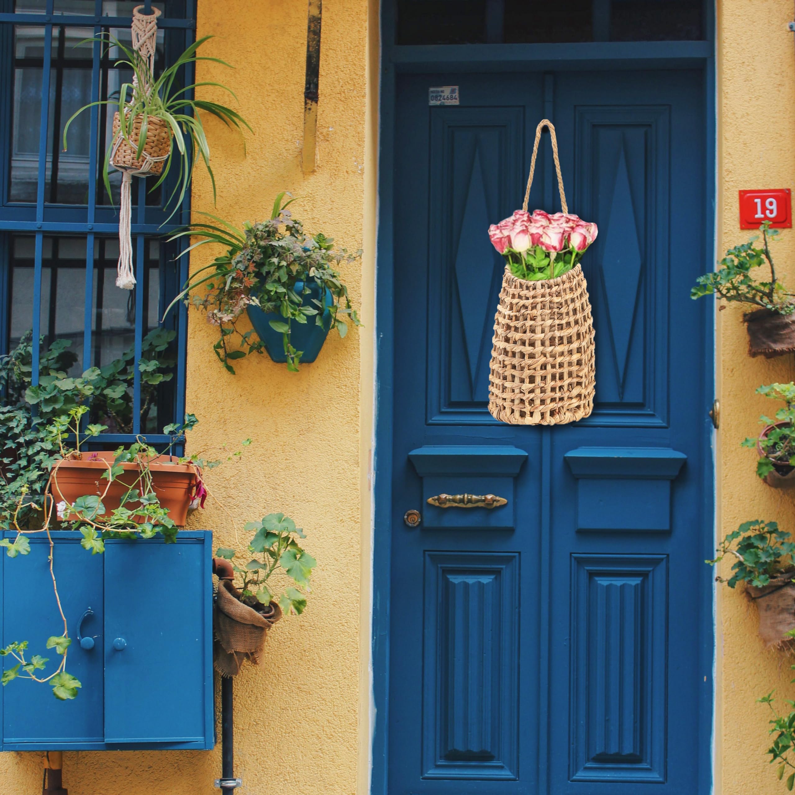 Hiceeden Woven Front Door Basket, Water Hyacinth Hanging Wall Flower Basket, Wall Decor Boho Decoration Veggies Storage Basket for Home, Garden, Pantry, Farmhouse