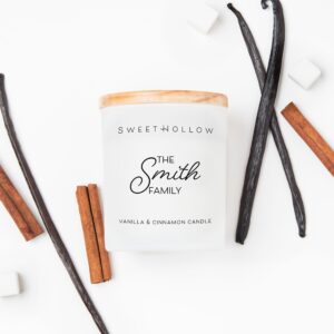 SweetHollow Personalized Candle Gift with Family Last Name, Custom Holiday Present, Highly Scented & Long Lasting Coconut Wax Luxury Candle, Customizable, Large, Vanilla Cinnamon Fragrance