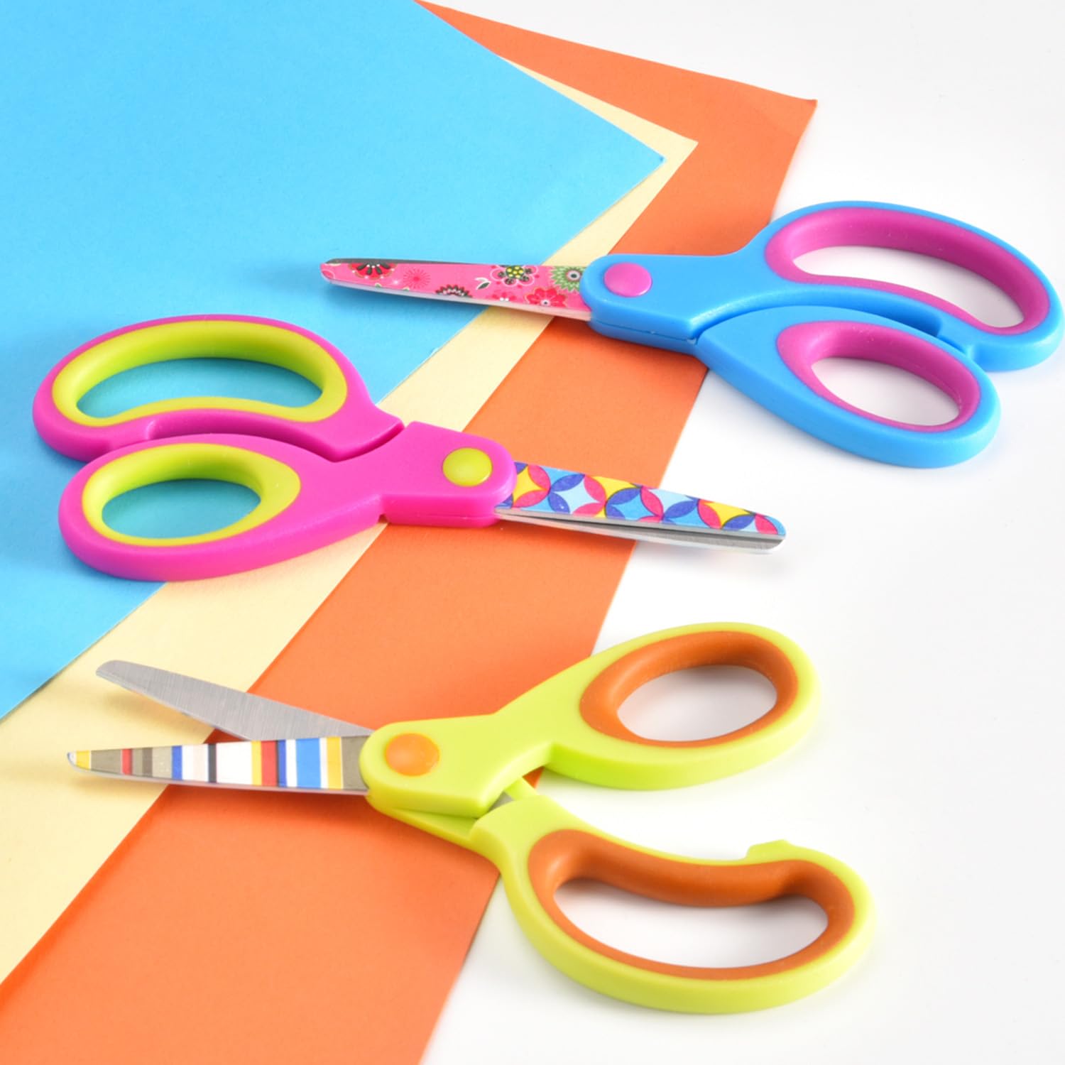 Zicolu Kids Scissors Set of 3 pack, Safety Children Scissors, Small Craft Scissors with Blunt-Tip Floral Print Blade and Soft Grip, Great for DIY, Arts, Home, School Classroom Use, Blue/Purple/Yellow