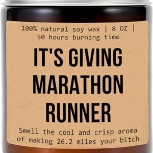 It's Giving Marathon Runner Candle - Gift for Marathon Runner - Marathon Gift - Marathon Decoration Candle - Gift for Him Her