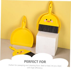 ORFOFE 2 Sets Mini Broom and Dustpan for Desktop Cleaning Compact Handheld Tools for Students and Home Use Ideal for Tables Keyboards and Countertops