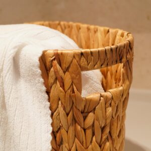 PINXIURY Bathroom Wicker Trash Can Wicker Waste Basket with Built-in Handles Water Hyacinth Hand Woven Garbage Can for Bedroom Office Kitchen 100% Handmade