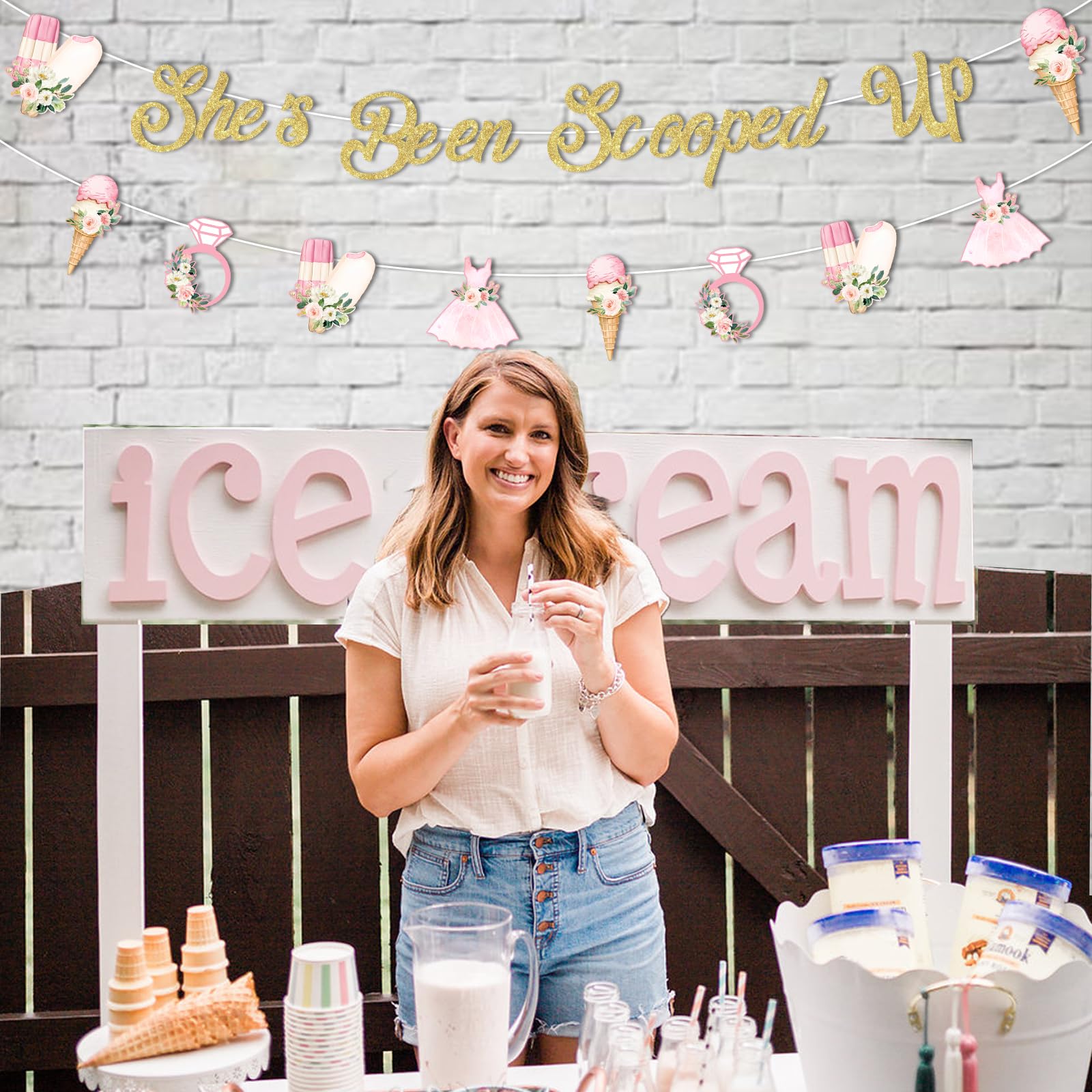 Jollyboom She's Been Scooped Up Banner, Ice Cream Bridal Shower Party Decoration Glitter Banner for Girl Women Summer Ice Cream Theme Bachelorette Bridal Shower Engagement Wedding Party