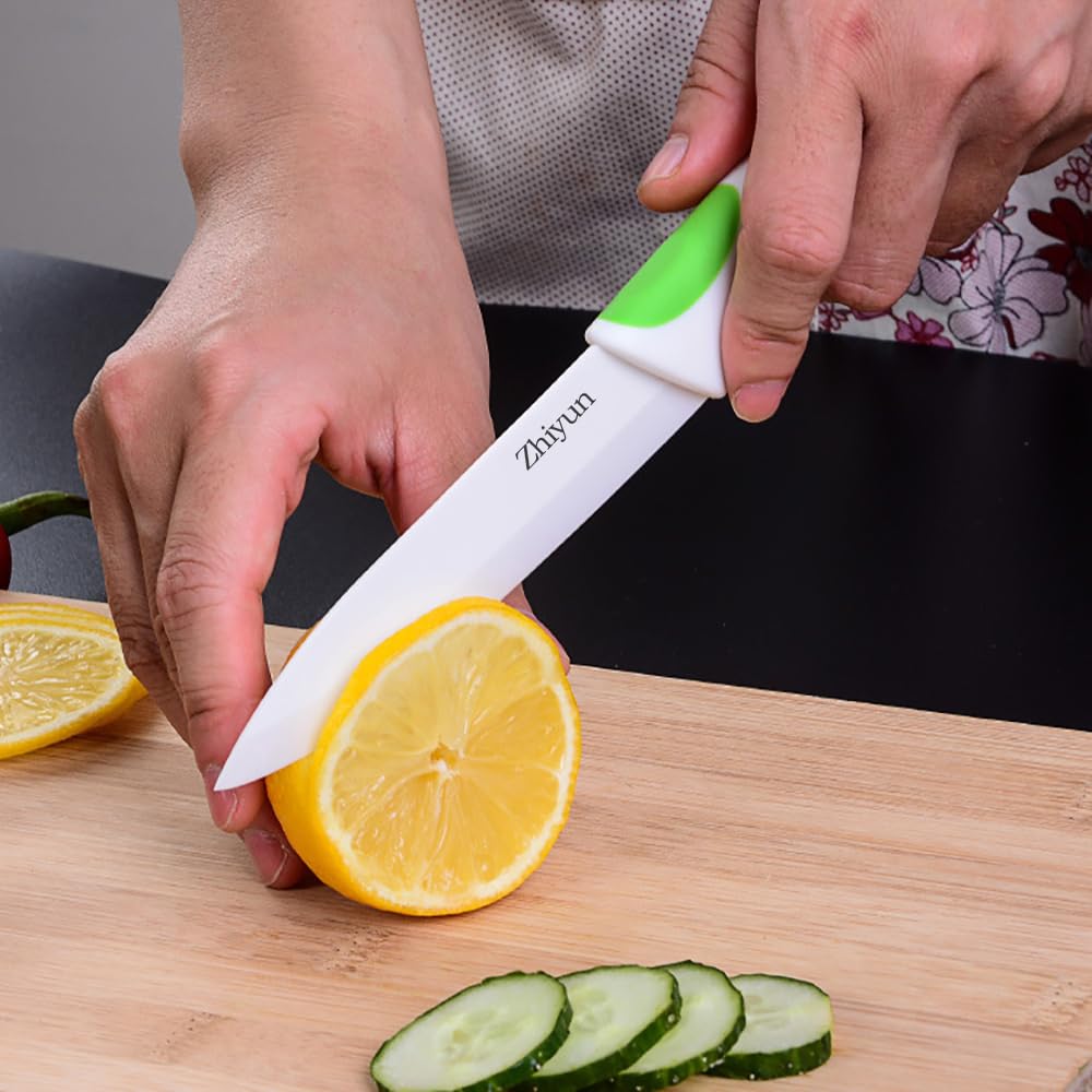 Zhiyun Paring knife 2 pcs Ceramic Knives 4 Inch Fruit Knife, Zirconia Blade with Ergonomic Comfort Handle,use for Fruit Vegetable Bread and Meat,2 knives with covers(Green and Black)