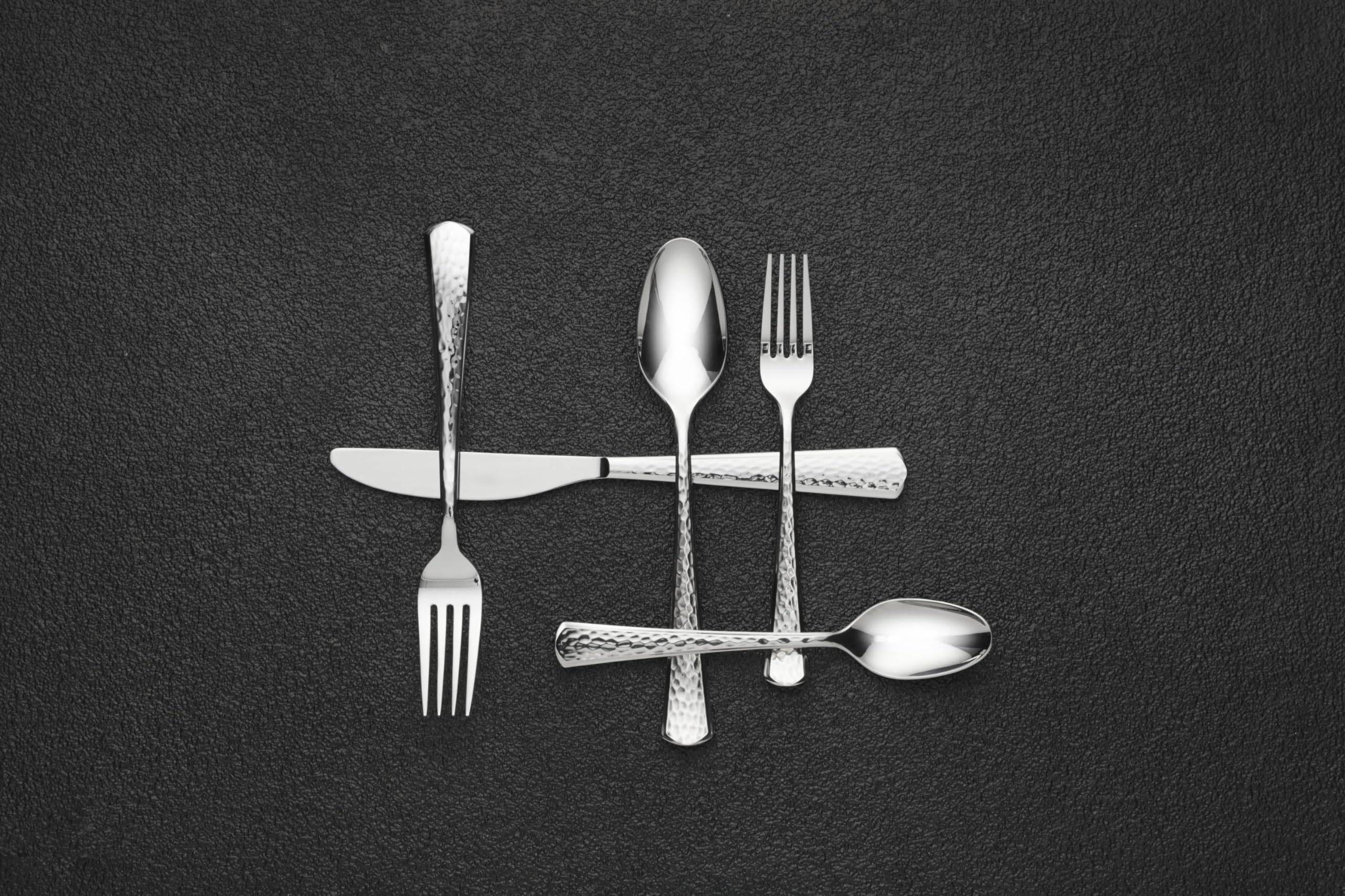 Oneida Etta Piece Everyday Flatware Set, 20 Count, Metallic