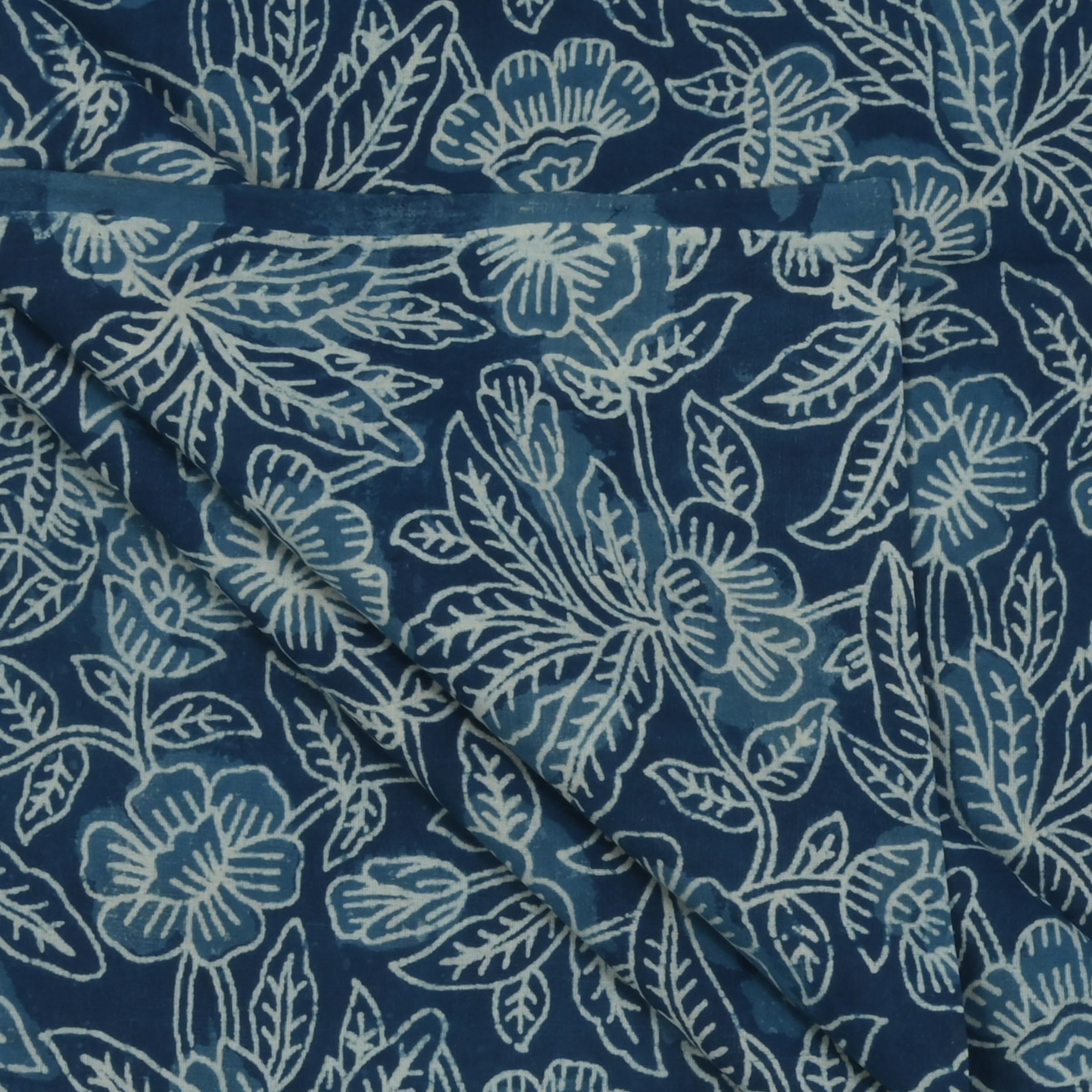 The Cozy Creations Hand Block Print Fabric by 5 Yard - PRECUT 5 Yard 44 Inch Width - 100% Cotton Material - Indigo Blue & White Floral Pattern - Light Weight Indian Cloth for Making Summer Dress