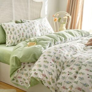 wake in cloud - floral duvet cover set, tiny flower and leaf botanical cottagecore aesthetic for women teen girls, soft lightweight bedding, 3-piece, green white, queen size