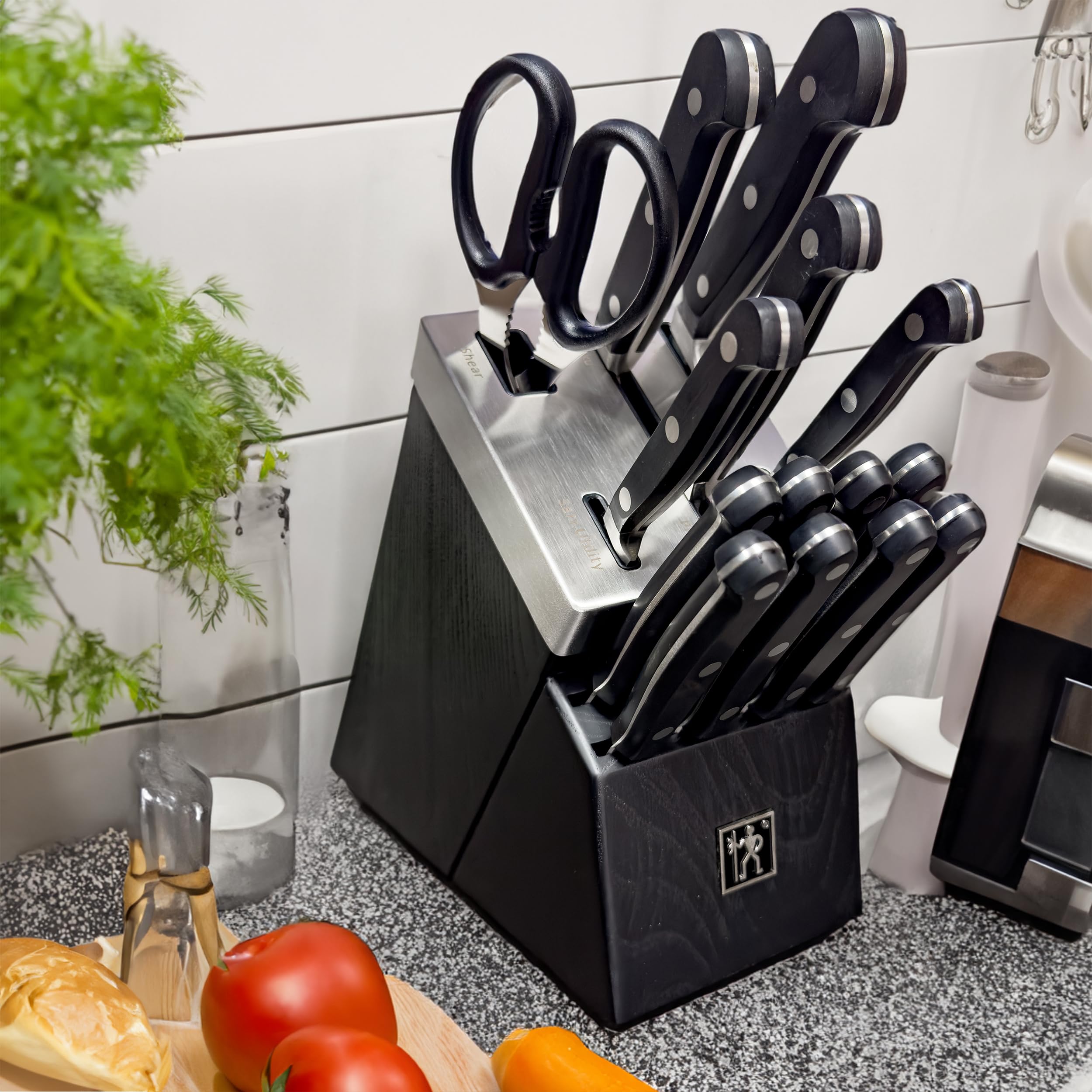 Henckels Classic 15-pc Self-Sharpening Knife Block Set | 8 Steak Knives, Paring Knife, Serrated Utility Knife, Prep Knife, Santoku Knife, Chef’s Knife, & Kitchen Shears, Black Block