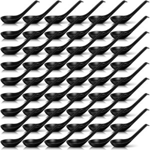 hushee 100 pcs asian soup spoon chinese soup spoons bulk large melamine noodle ramen spoons reusable japanese soup spoon wonton rice dumpling pho spoon with hook for home kitchen restaurant (black)