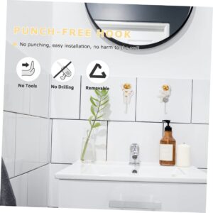 CAXUSD 3Pcs Astronaut Wall Mounted Hooks Adhesive Sticky Coat Hangers for Entryway Bathroom Room Creative Space Themed Storage Solution