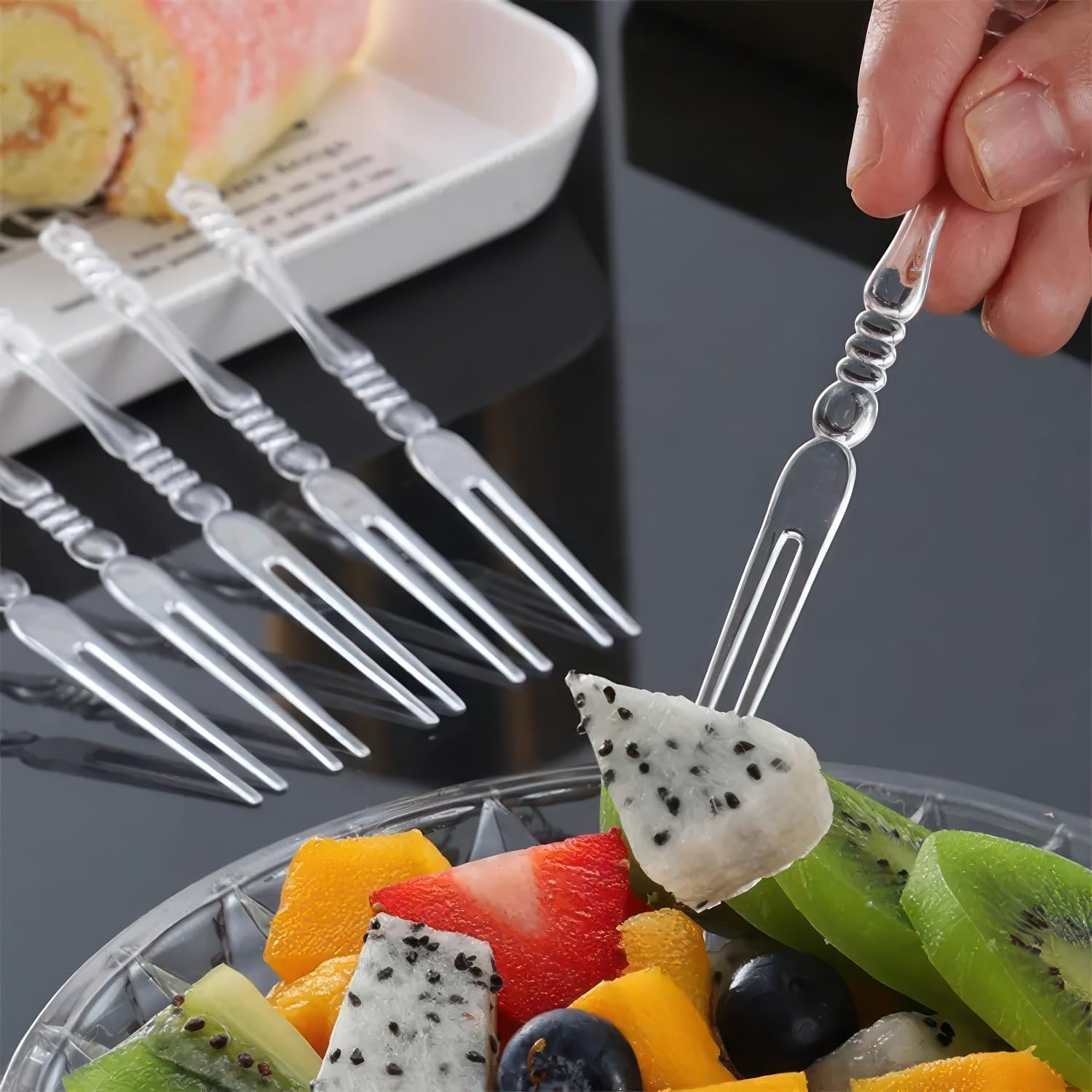 1Pack(200pcs) Disposable Plastic Fruit Forks,Forks Bistro Cocktail Forks Tasting Appetizer Forks Set Mini Cake Forks Set Toothpick Forks Portable Salad Fruit Forks 4"