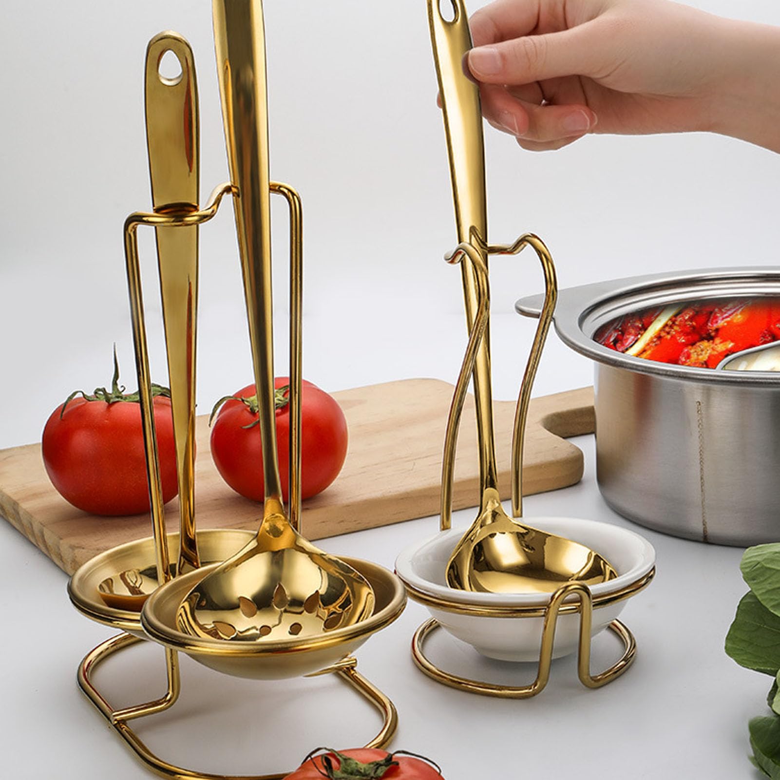 Stainless Steel Soup Ladle Holder, Upright Spoon Ladle Rest Kitchen Countertop Utensils Rack for Hotpot Restautant Buffet Fast Food Restautant Kitchen Decor Tool (Golden with 2