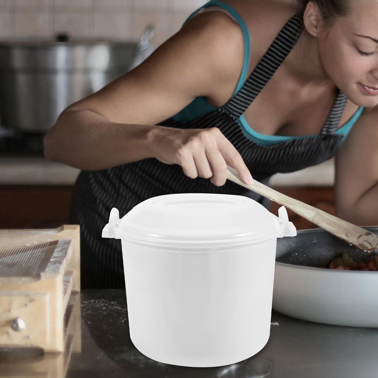 Cabilock Small Rice Cooker Microwave Rice Cooker Rice Steamer: 3L Round Microwave Food Container Microwaveable Rice Pasta Cooker Includes Microwave Rice Steamer for Kitchen Cooking White