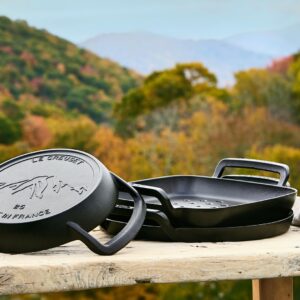 Le Creuset Alpine Outdoor Collection Enameled Cast Iron Skillet, 10"