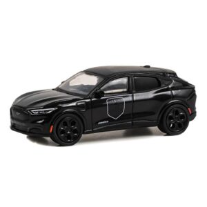 greenlight 1/64 2023 ford mustang mach-e gt, black bandit series 28 28130-f