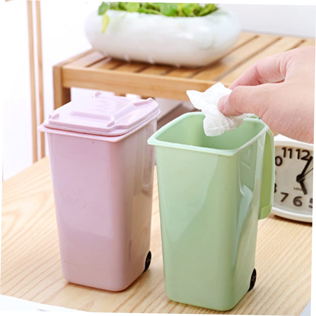 FONDOTIN 2 Pcs Mini Trash Can with Lid Compact Desktop Wastebasket for Bedroom Office Car Versatile Small Trash Can Pen Holder for Easy Organization