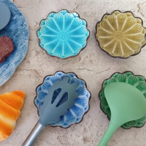 Ceramic Spoon Rest for Stove Top, Flower Cute Spoon Rest for Kitchen Counter, Cooking Spoon Holder for Kitchen Counter, Utensil Rest for Spoon Spatula Ladle or Tong, 1 PC (Ice Cracks Lake Blue)