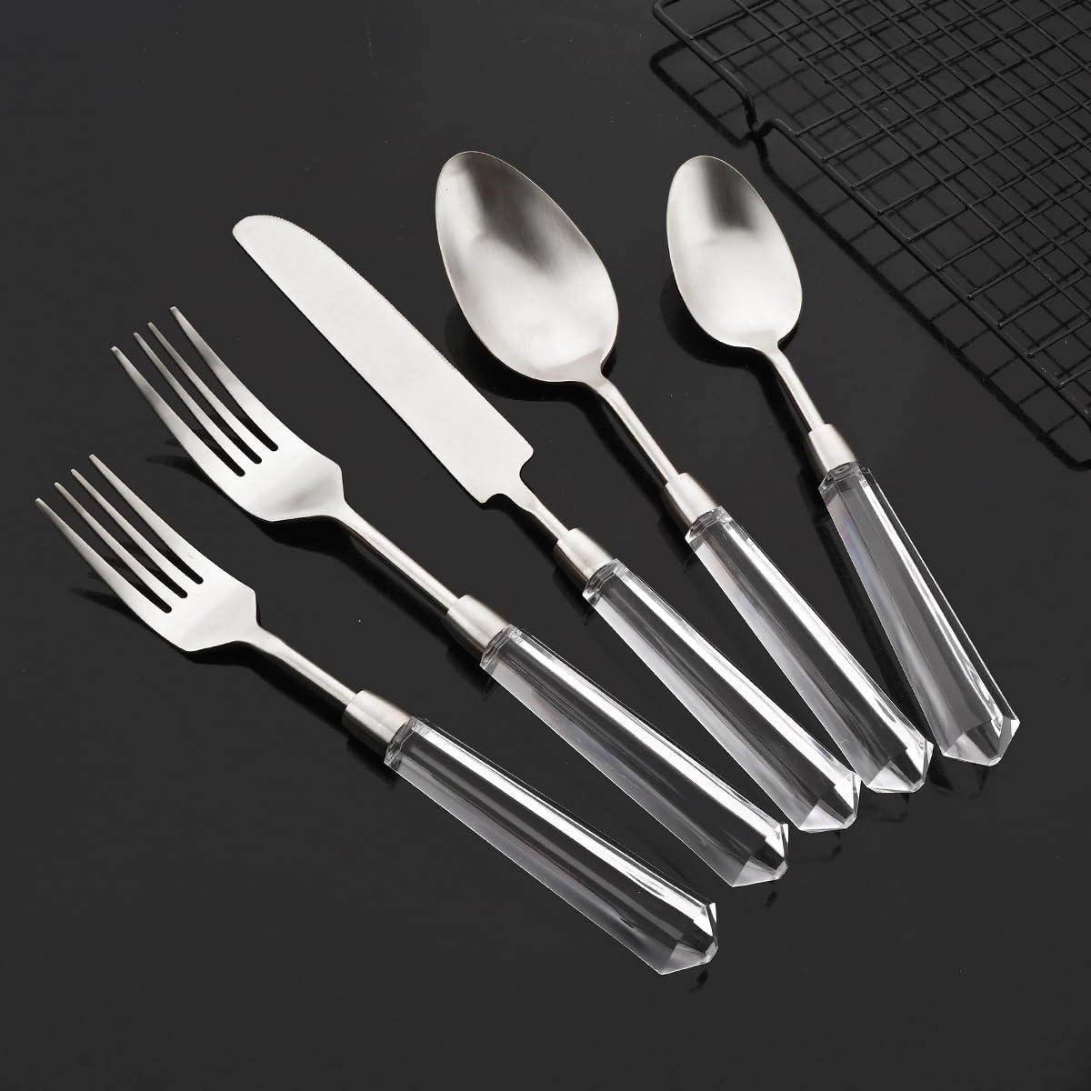 JASHII 5pcs Silver 304 Stainless Steel Flatware Cutlery Set with Transparent Acrylic Handle Diamond Shape, Matte Knife Fork Spoon Set, Dishwasher Safe for Home Wedding Hotel