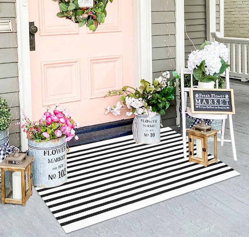 Layered Door Mat Black and White Striped Doormat 24'' x 35'' Front Porch Rug Machine Washable Indoor Outdoor Rug for Front Porch Hand-Woven Entryway Rug for Laundry/Bathroom/Bedroom