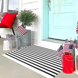 Layered Door Mat Black and White Striped Doormat 24'' x 35'' Front Porch Rug Machine Washable Indoor Outdoor Rug for Front Porch Hand-Woven Entryway Rug for Laundry/Bathroom/Bedroom