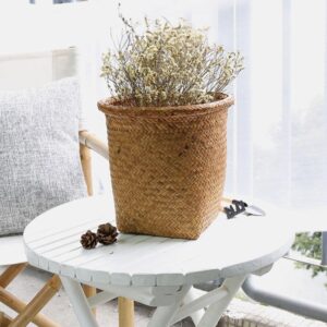 GANAZONO Straw Woven Trash Can, Wicker Waste Bin 12 Inch Small Handmade Planter Rustic Flower Pot Round Waste Basket Farmhouse Garbage Can for Bathroom Desktop Rubbish