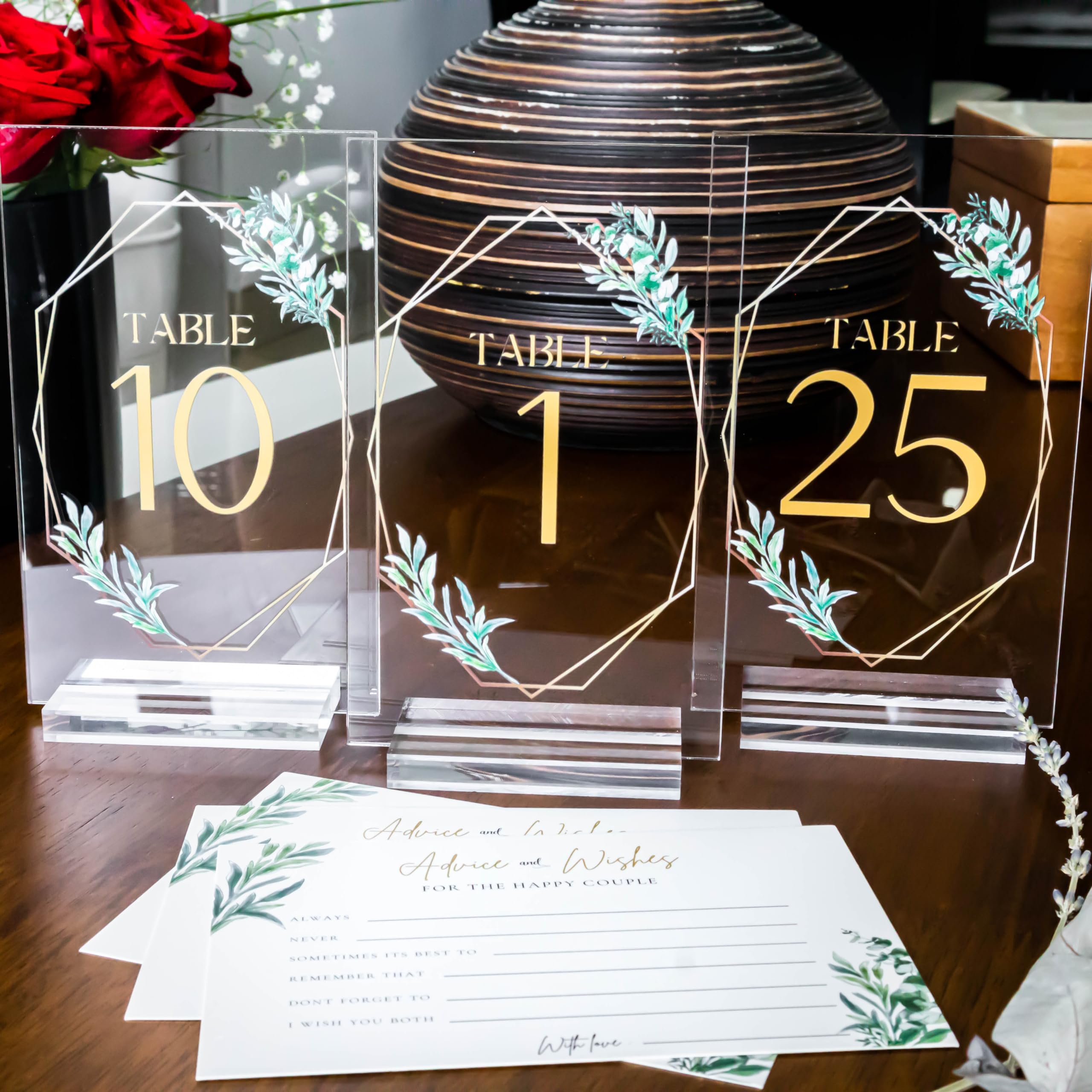 1 Set 1-25 of Elegant Clear Table Numbers, Wedding Table Numbers with A Gift Of 25 Advice and Wishes Cards for the New Mr and Mrs, Wedding Signs, Acrylic Table Numbers for Wedding, Geometric Design