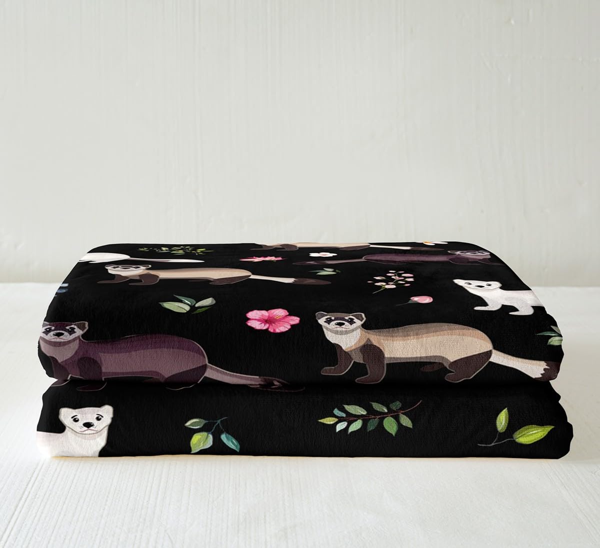 Erosebridal Cute Ferret Fleece Blanket Pink Cherry Blossoms Throw Blanket for Bed for Girls Women, White Brown Ferrets Sherpa Blanket Chic Flower Floral Blanket, Black Green Flannel Blanket Super Cozy