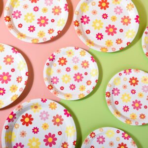 AimFun 48 Pcs Groovy Party Plates Retro Daisy Paper Plates Hippie Boho Flower Round Disposable Plates for 60s 70s Party Decorations Birthday Baby Shower Wedding Bridal Tableware