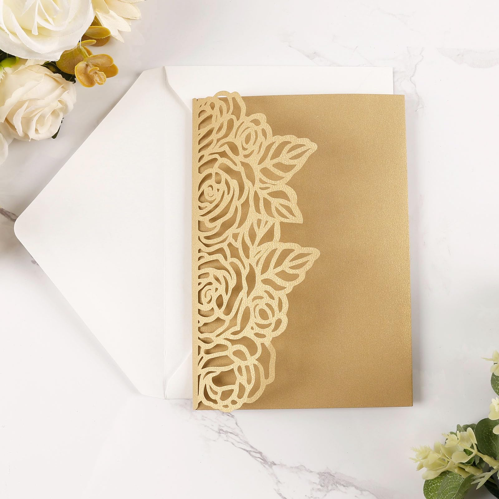 Maffily 50pcs Gold Laser Cut Wedding Invitations Card Pocket with Envelope and RSVP Cards 5x7 '' Tri-Fold Wedding Invitation Kit for Wedding Engagement Bridal Shower Birthday Quinceanera Party Invite